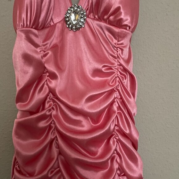 XOXO, S, Midi, Halter Neck, Silky, Ruched, Layered Ruffle, Cocktail Dress - Picture 3 of 6